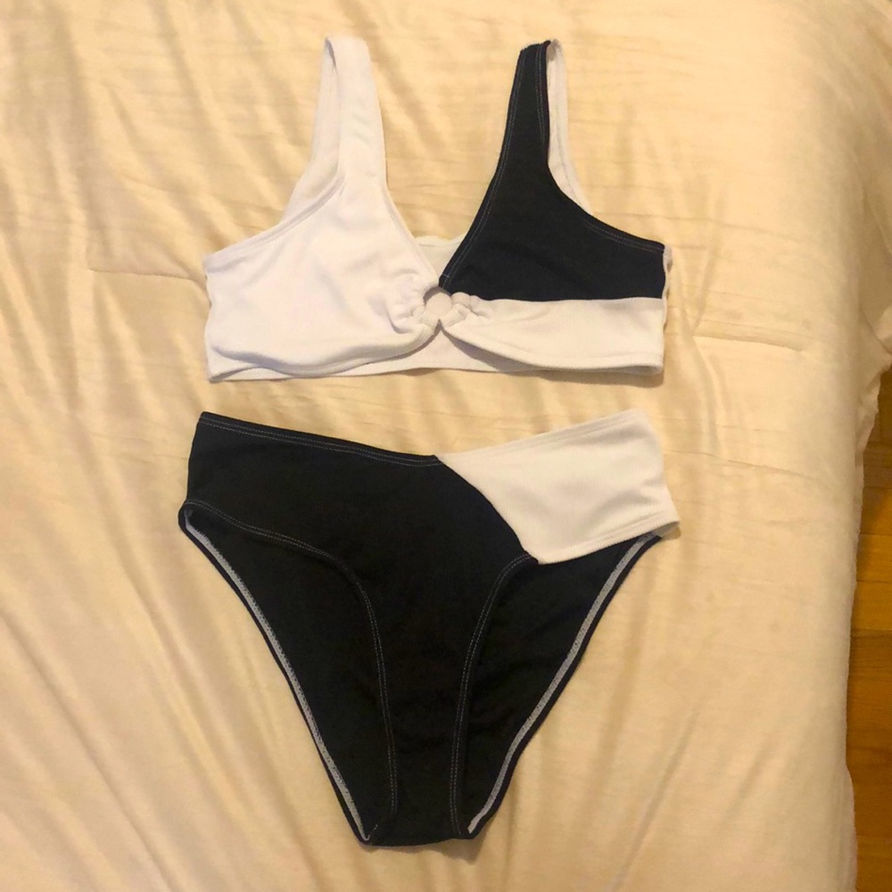 Black & white bikini